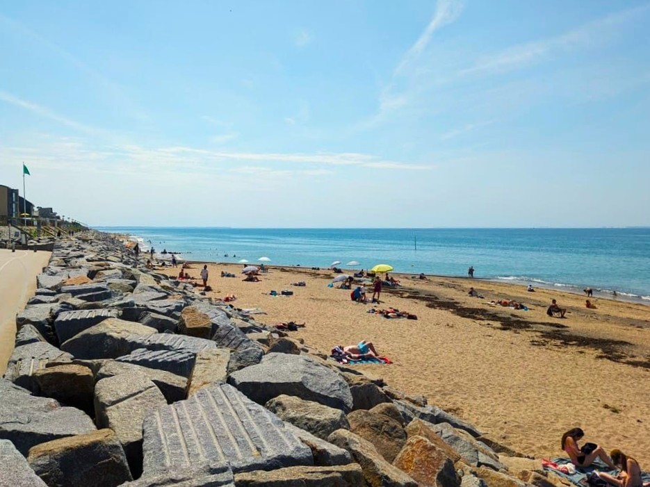 Camping à côté de la plage de Passous